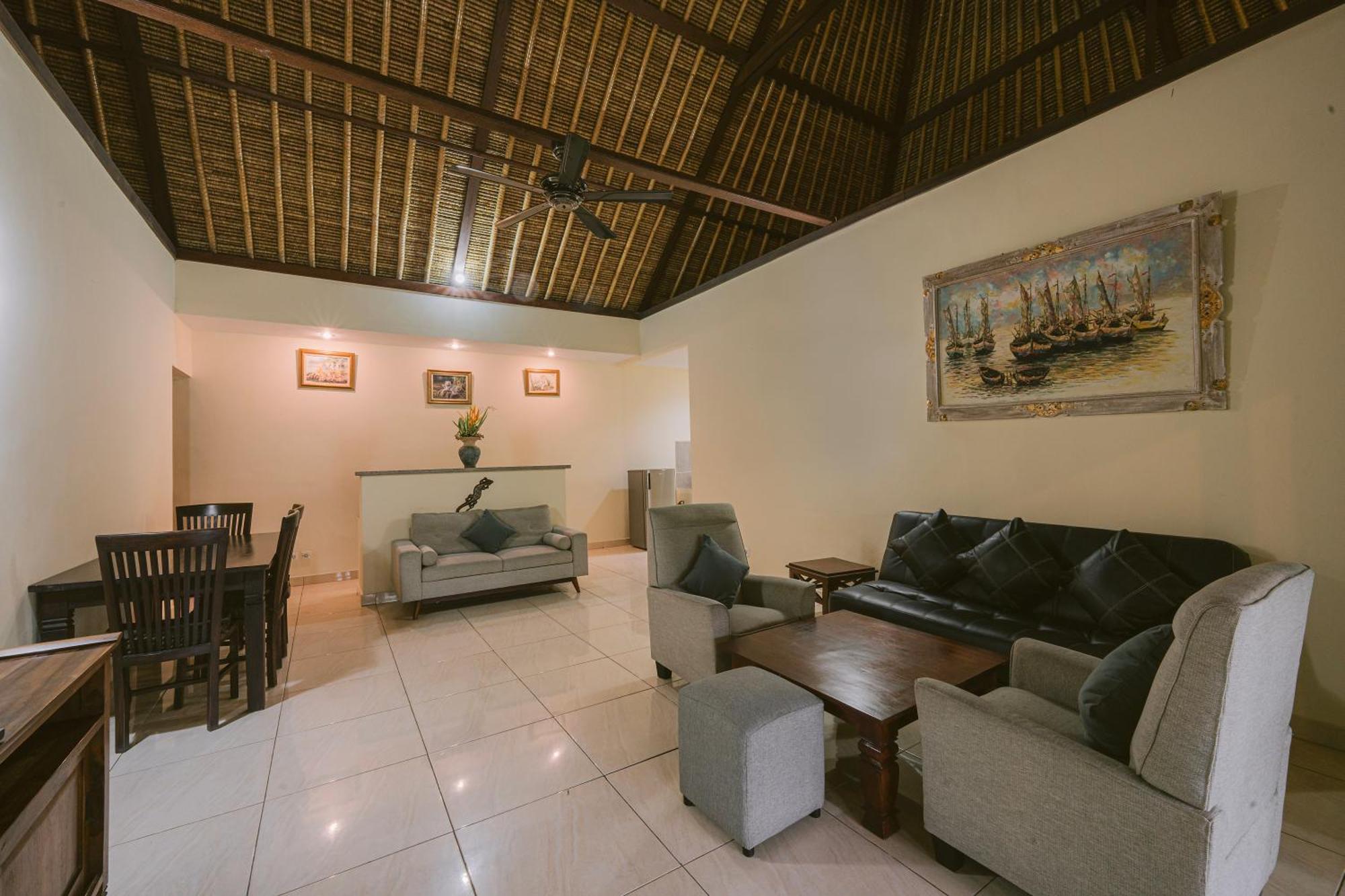 Medewi Bay Retreat Hotel Pulukan Phòng bức ảnh