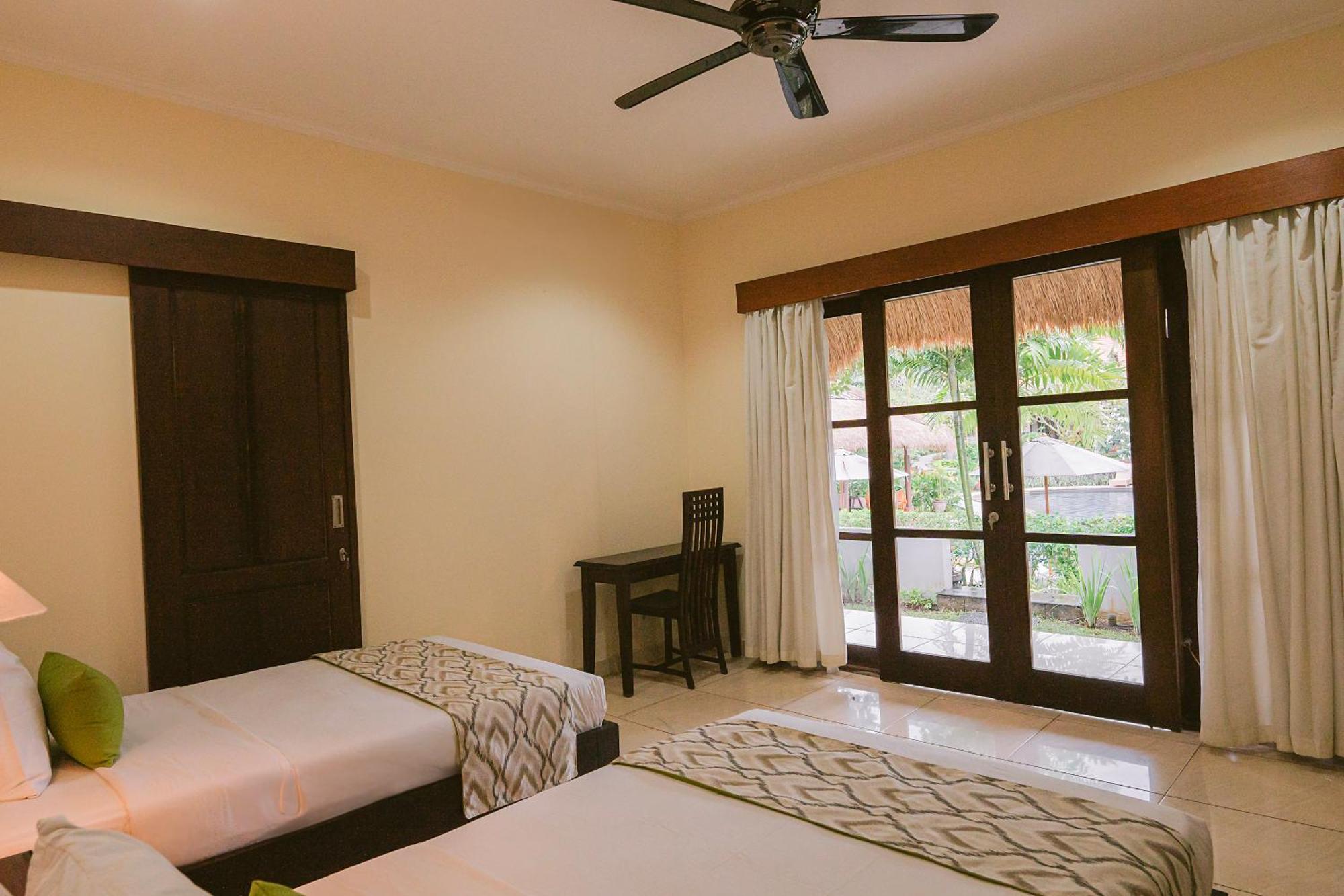 Medewi Bay Retreat Hotel Pulukan Phòng bức ảnh
