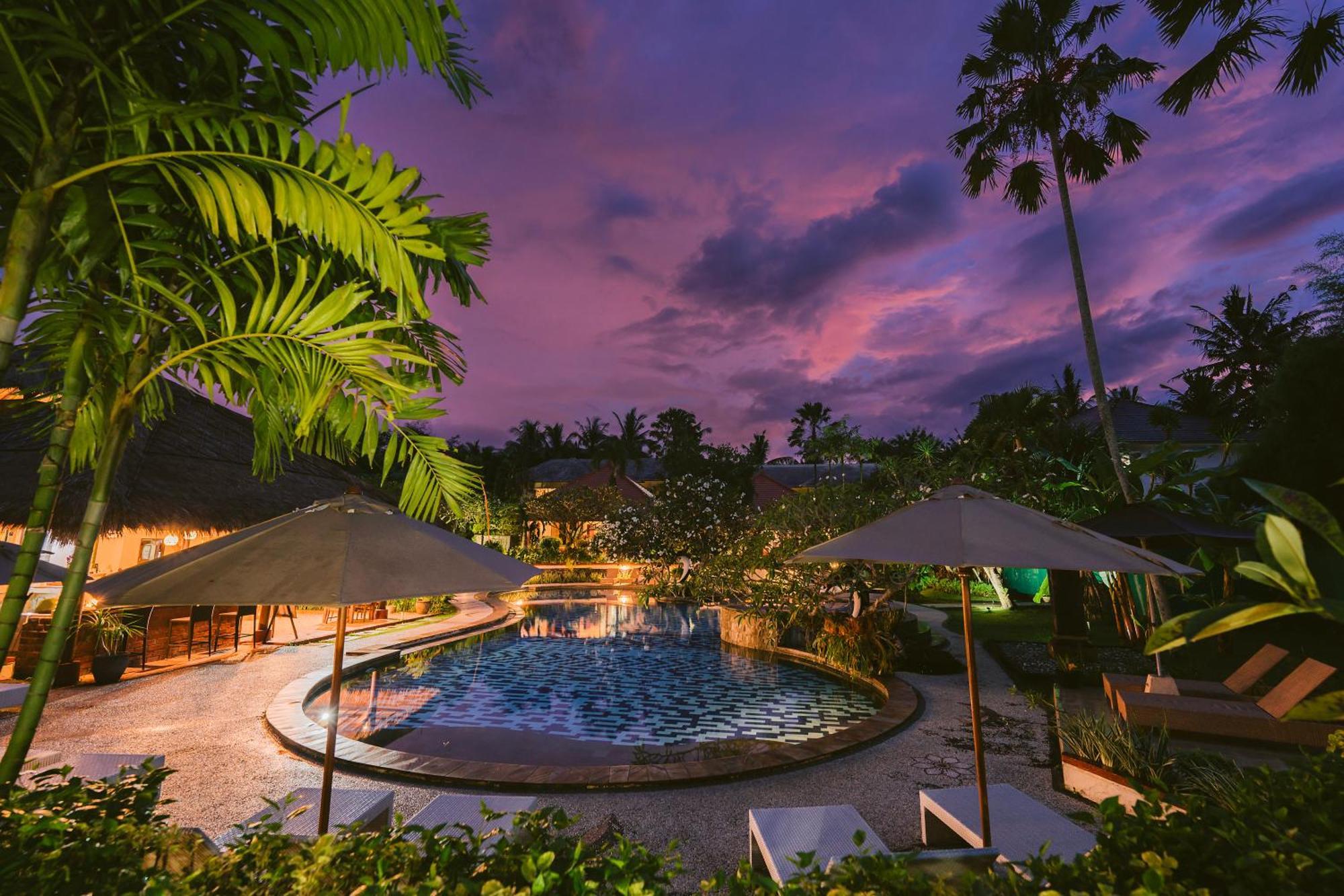 Medewi Bay Retreat Hotel Pulukan Ngoại thất bức ảnh